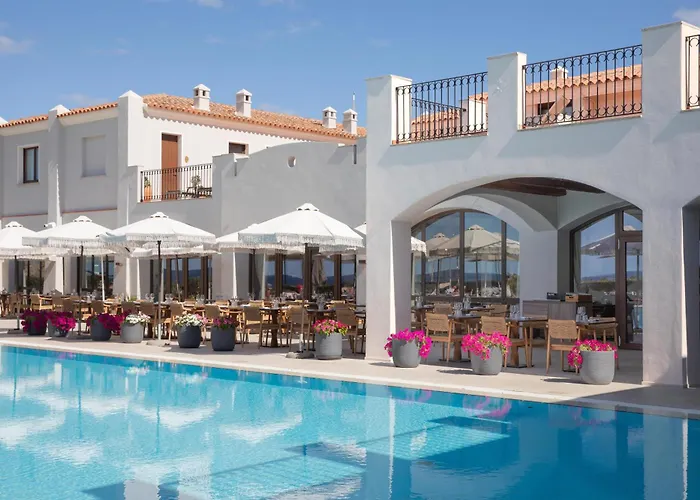 Mangia'S Santa Teresa Sardinia, Curio Collection By Hilton